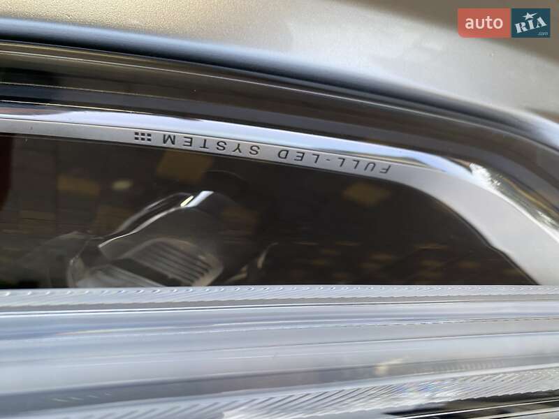 Внедорожник / Кроссовер Volvo XC60 2019 в Ровно