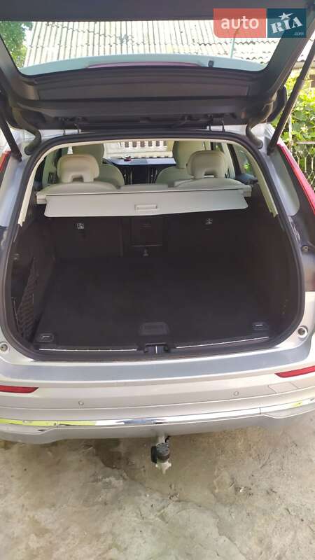 Внедорожник / Кроссовер Volvo XC60 2022 в Ровно