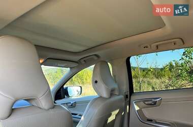 Внедорожник / Кроссовер Volvo XC60 2009 в 