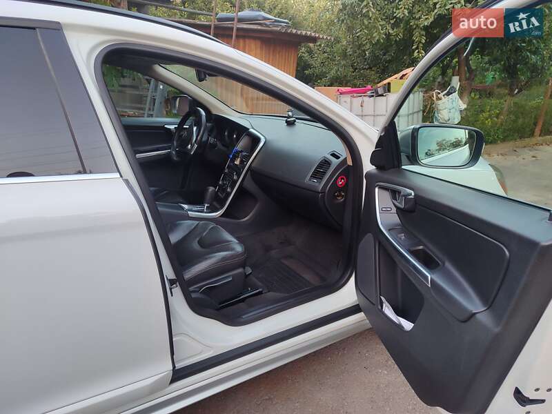 Внедорожник / Кроссовер Volvo XC60 2012 в Виннице