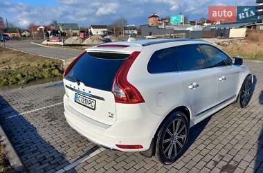 Внедорожник / Кроссовер Volvo XC60 2014 в 