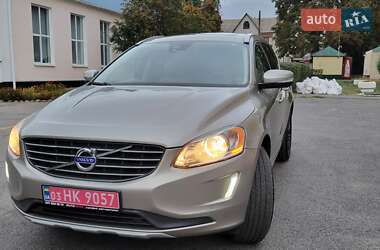 Внедорожник / Кроссовер Volvo XC60 2016 в 
