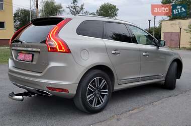 Внедорожник / Кроссовер Volvo XC60 2016 в 