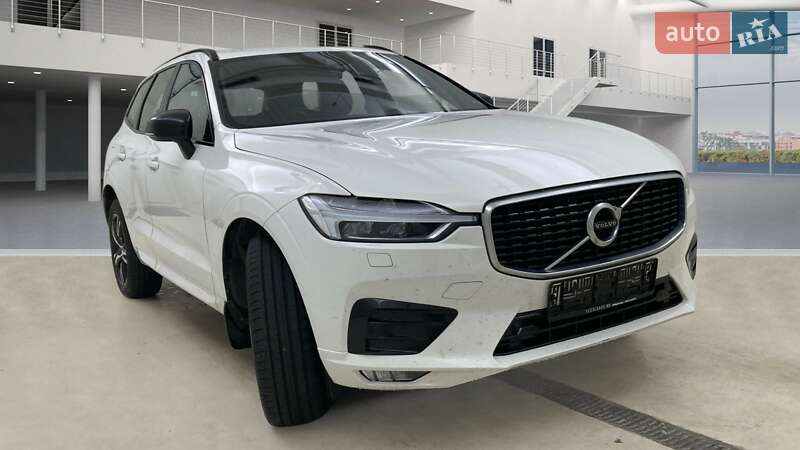 Внедорожник / Кроссовер Volvo XC60 2019 в Черновцах