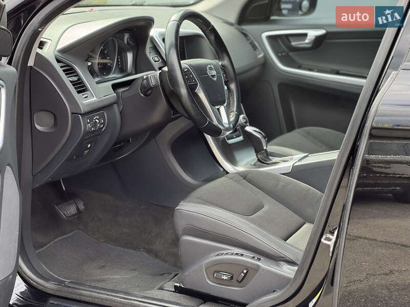 Внедорожник / Кроссовер Volvo XC60 2014 в Львове фото 14 Внедорожник / Кроссовер Volvo XC60 2014 в Львове
