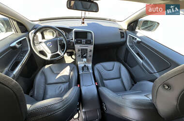 Внедорожник / Кроссовер Volvo XC60 2012 в 