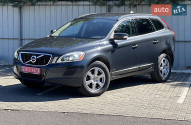 Внедорожник / Кроссовер Volvo XC60 2012 в 