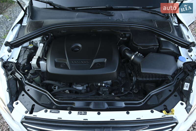 Внедорожник / Кроссовер Volvo XC60 2017 в Бердичеве