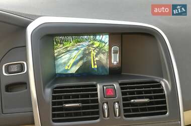 Внедорожник / Кроссовер Volvo XC60 2015 в 