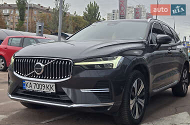 Внедорожник / Кроссовер Volvo XC60 2023 в 