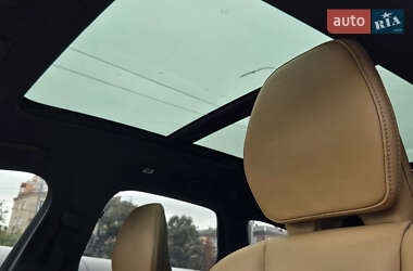 Внедорожник / Кроссовер Volvo XC60 2023 в 