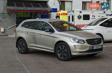 Внедорожник / Кроссовер Volvo XC60 2017 в 