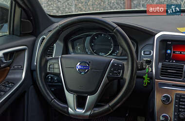 Внедорожник / Кроссовер Volvo XC60 2017 в 
