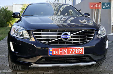 Внедорожник / Кроссовер Volvo XC60 2017 в 