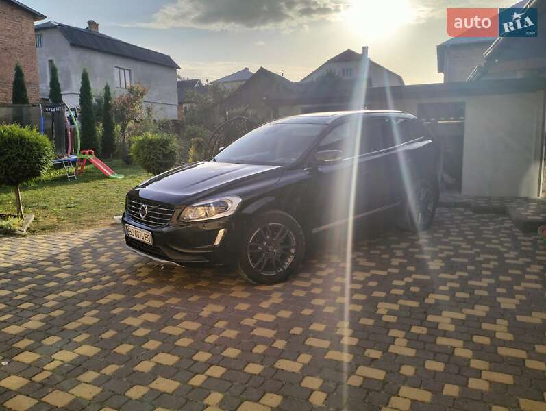 Внедорожник / Кроссовер Volvo XC60 2016 в Бережанах