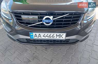 Внедорожник / Кроссовер Volvo XC60 2016 в 
