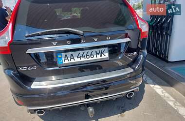 Внедорожник / Кроссовер Volvo XC60 2016 в 