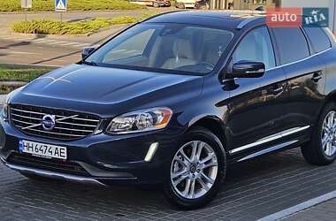 Позашляховик / Кросовер Volvo XC60 2014 в 
