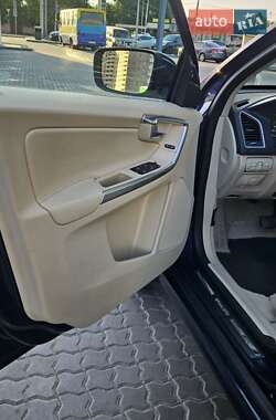 Позашляховик / Кросовер Volvo XC60 2014 в 