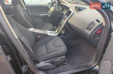 Внедорожник / Кроссовер Volvo XC60 2010 в 