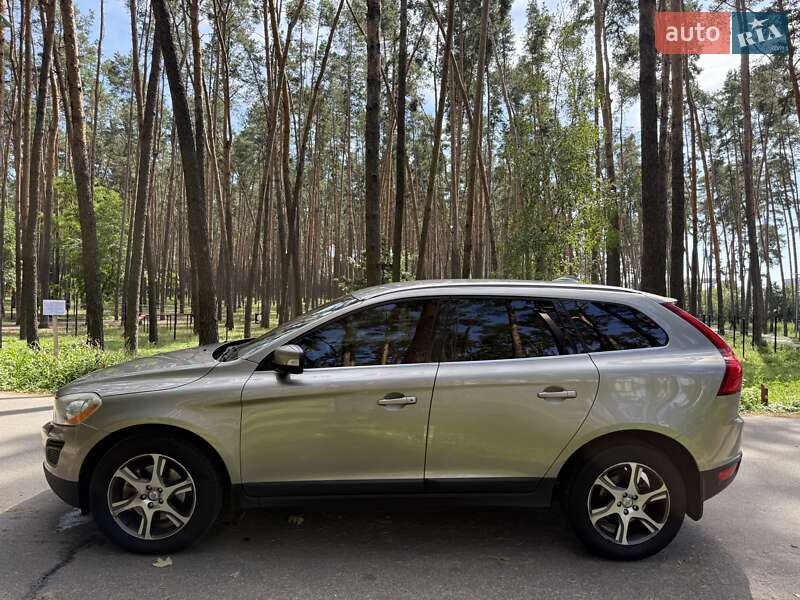 Внедорожник / Кроссовер Volvo XC60 2012 в Киеве