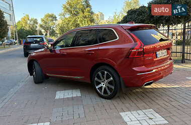 Внедорожник / Кроссовер Volvo XC60 2018 в 