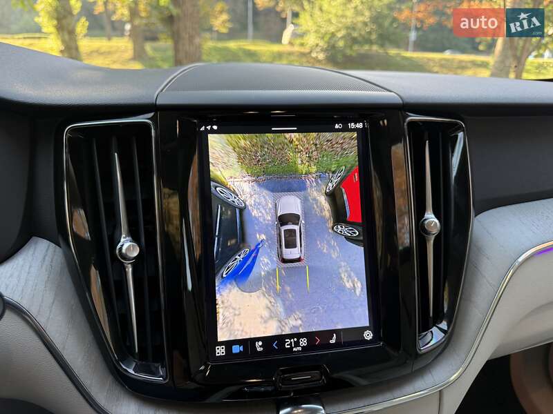 Внедорожник / Кроссовер Volvo XC60 2023 в Киеве