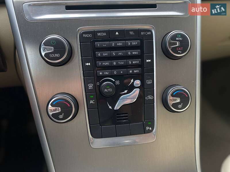 Внедорожник / Кроссовер Volvo XC60 2011 в Киеве