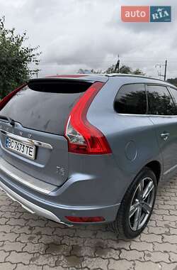 Внедорожник / Кроссовер Volvo XC60 2017 в 