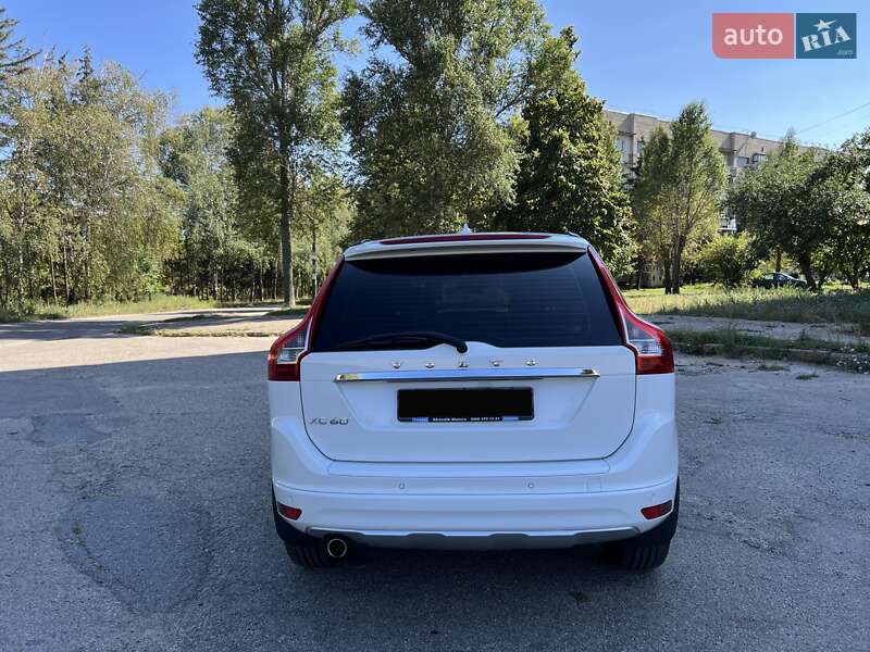 Внедорожник / Кроссовер Volvo XC60 2014 в Харькове