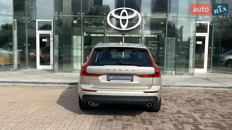 Внедорожник / Кроссовер Volvo XC60 2020 в Киеве