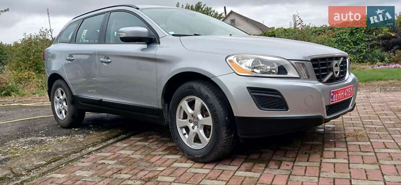 Внедорожник / Кроссовер Volvo XC60 2010 в Дубно