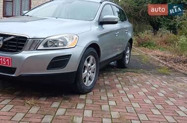 Внедорожник / Кроссовер Volvo XC60 2010 в 