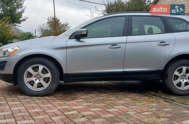 Внедорожник / Кроссовер Volvo XC60 2010 в 