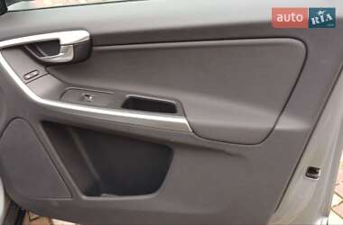 Внедорожник / Кроссовер Volvo XC60 2010 в 