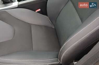 Внедорожник / Кроссовер Volvo XC60 2010 в 