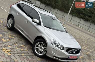 Внедорожник / Кроссовер Volvo XC60 2016 в 