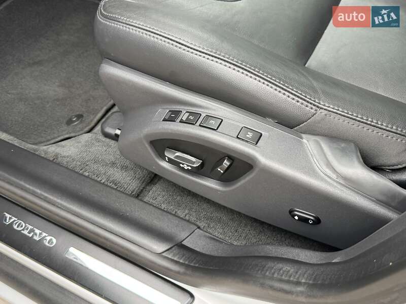 Внедорожник / Кроссовер Volvo XC60 2016 в Луцке