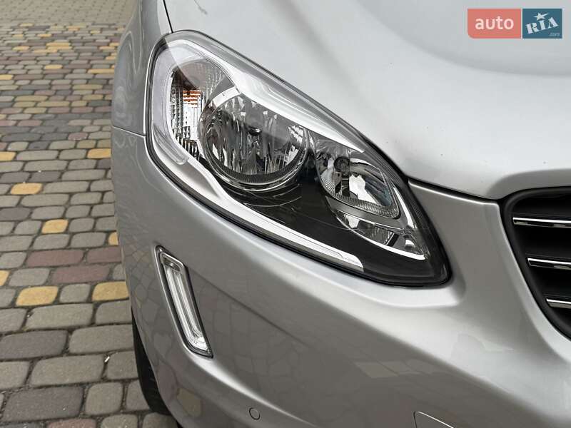 Внедорожник / Кроссовер Volvo XC60 2016 в Луцке