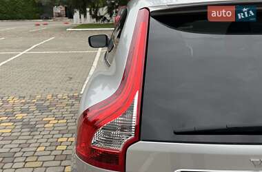 Внедорожник / Кроссовер Volvo XC60 2016 в 