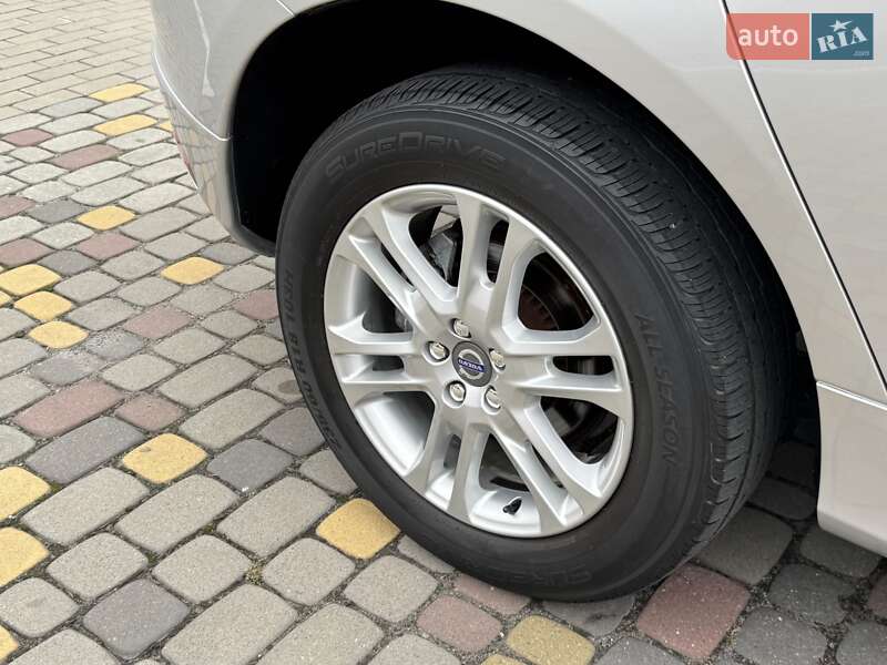Внедорожник / Кроссовер Volvo XC60 2016 в Луцке