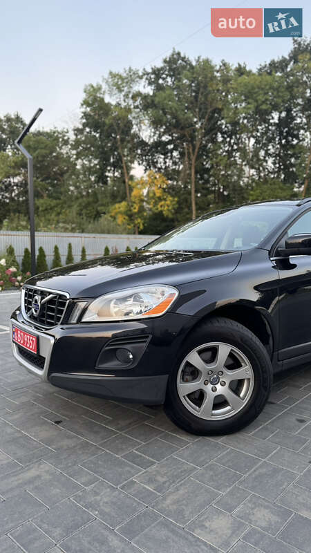 Внедорожник / Кроссовер Volvo XC60 2010 в Луцке