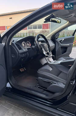 Внедорожник / Кроссовер Volvo XC60 2010 в 