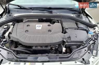 Внедорожник / Кроссовер Volvo XC60 2013 в 