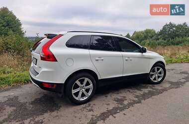 Внедорожник / Кроссовер Volvo XC60 2012 в 
