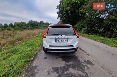 Внедорожник / Кроссовер Volvo XC60 2012 в 
