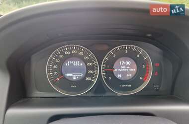 Внедорожник / Кроссовер Volvo XC60 2012 в 