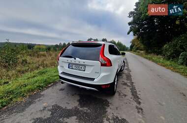 Внедорожник / Кроссовер Volvo XC60 2012 в 