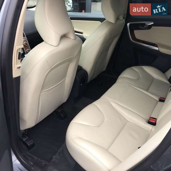 Внедорожник / Кроссовер Volvo XC60 2016 в Житомире