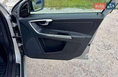 Внедорожник / Кроссовер Volvo XC60 2015 в 